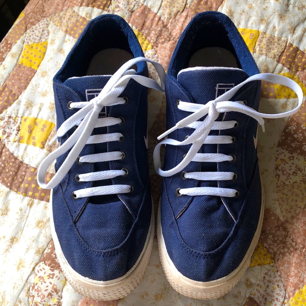 Vintage Nike Early 90’s Shoes
